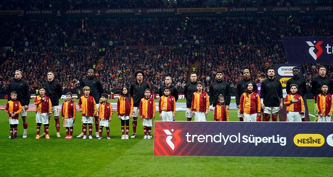 Galatasaray, Fenerbahçe ile puan farkını korudu