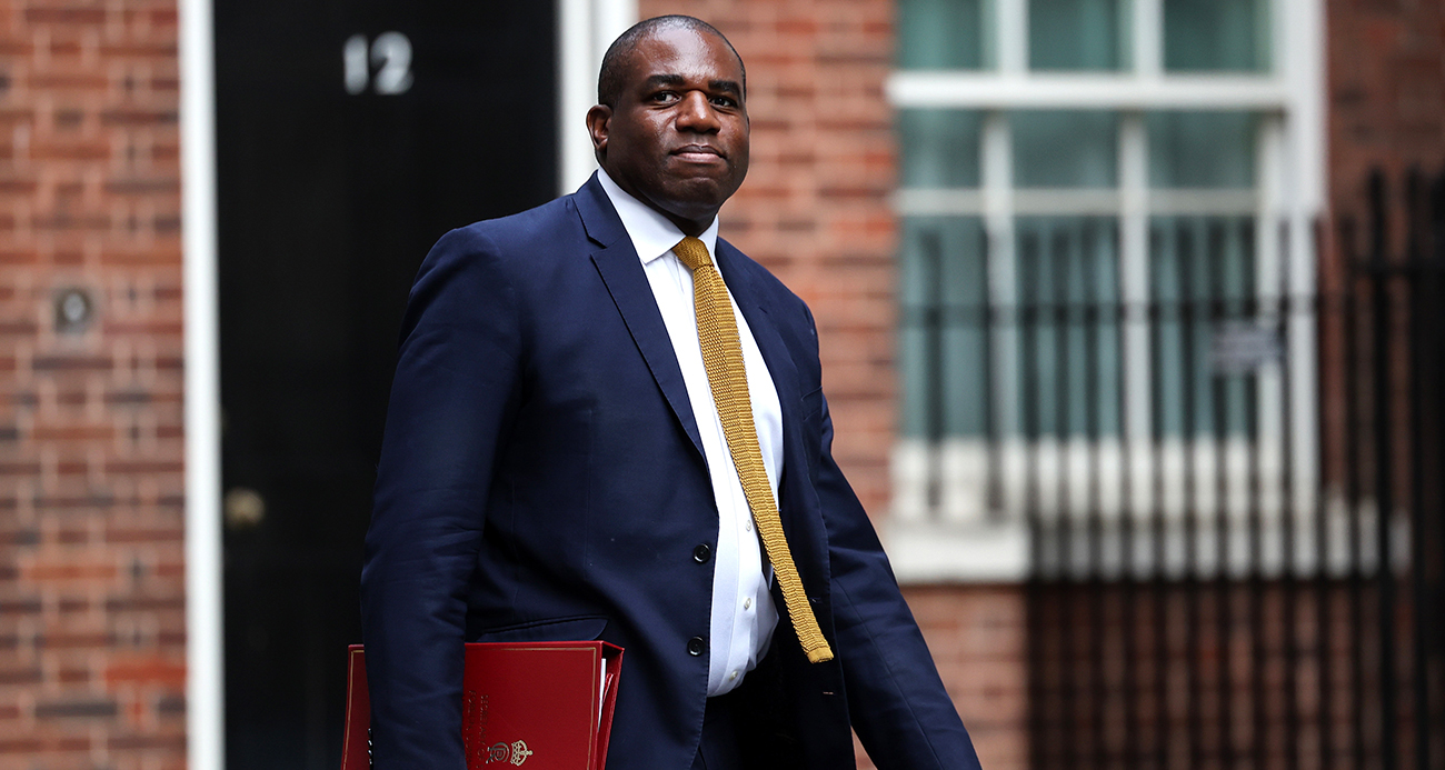 İngiltere, Rusya’ya yönelik en büyük yaptırım paketini duyurdu