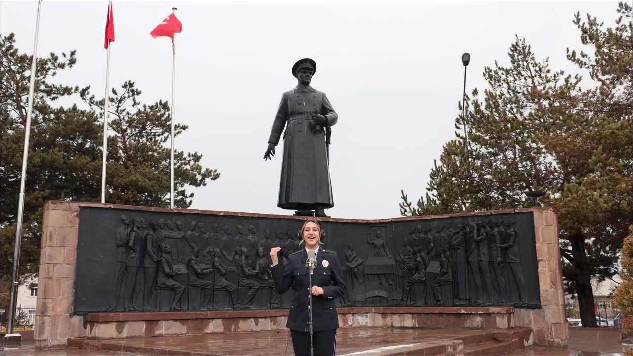 Hem güvenliği sağladı hem gönüllere dokundular