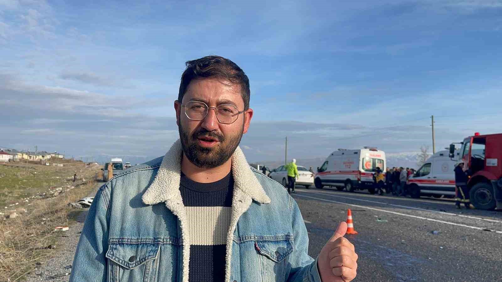 Van’da zincirleme trafik kazası: 5 yaralı