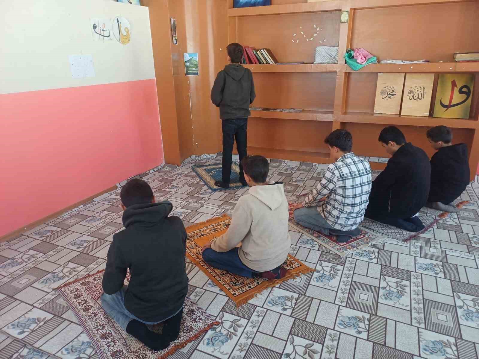 Van’da “Ramazanla Öğreniyorum” projesi başladı