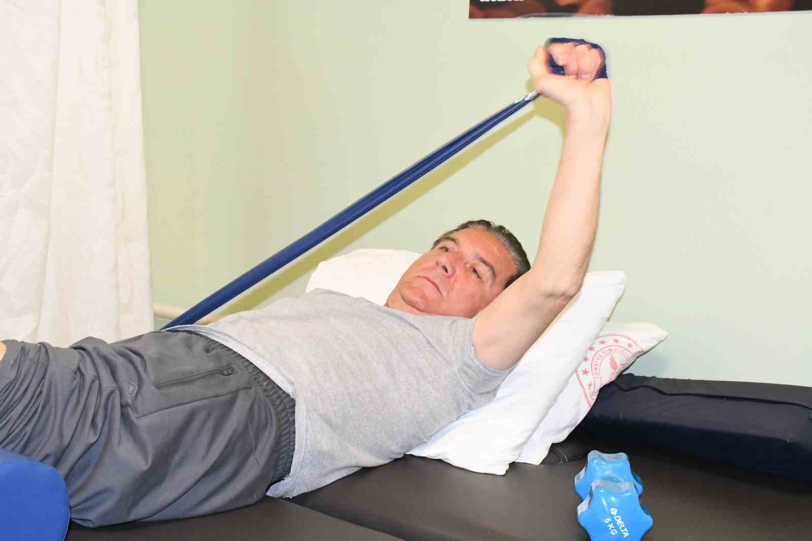 Spor yaptıktan sonra daldığı uykudan felç olarak uyandı!