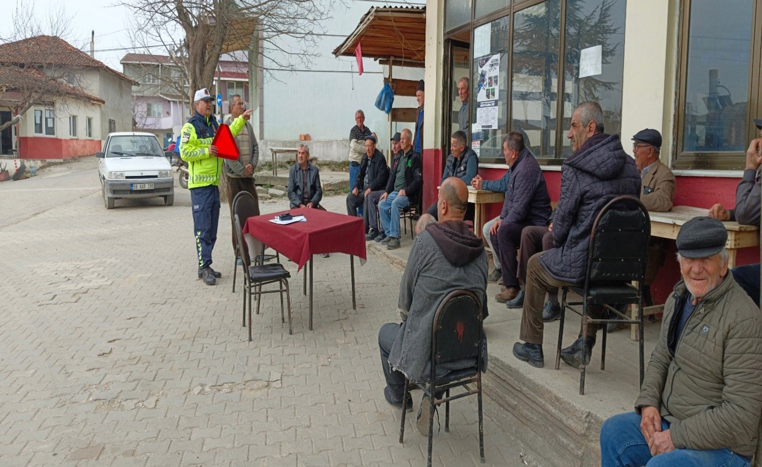 Traktör sürücüleri bilgilendirildi