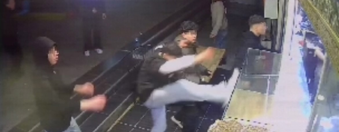 Hem kavga ettiler, hem hırsızlık yaptılar