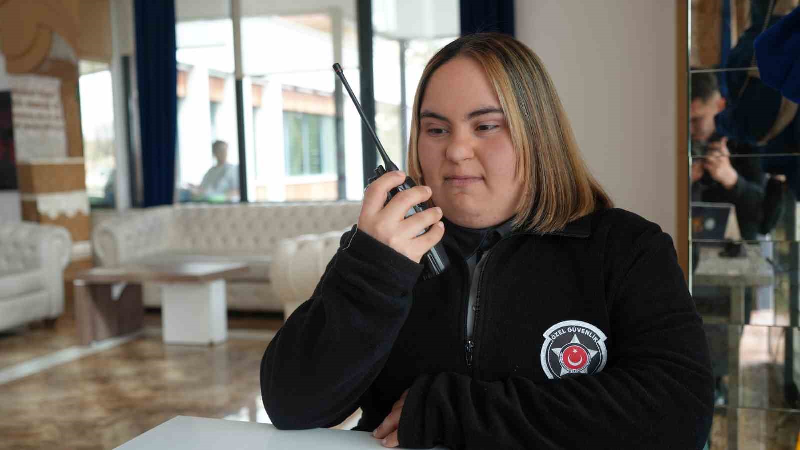 Engelsiz istihdamın örnek hikayesi: Senanur Aslanpay