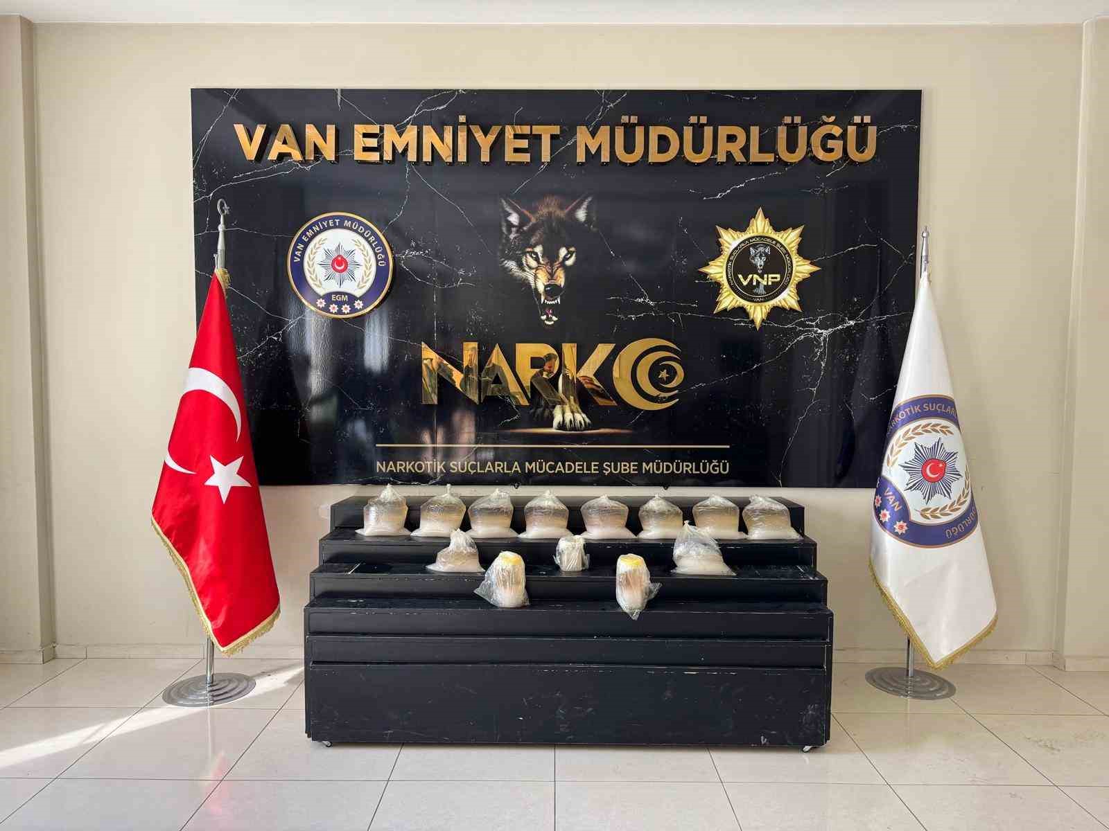 Van’da 50 kilo metamfetamin ele geçirildi