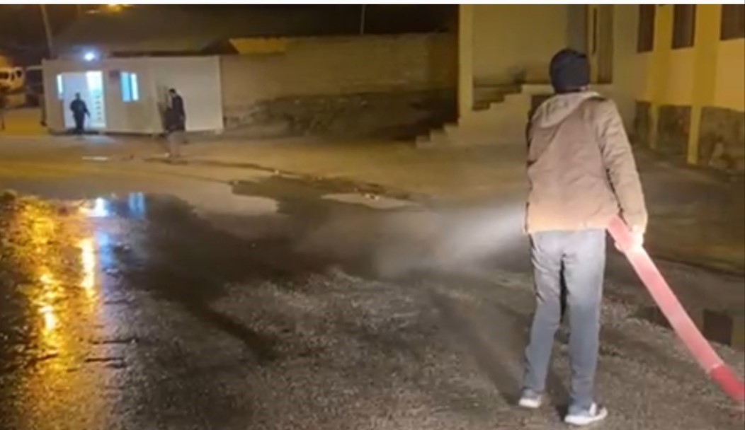 İran’ın sıfır noktasında gece bayram temizliği