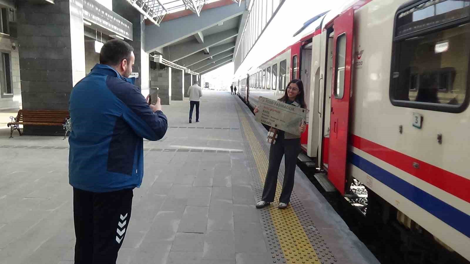 Doğu Ekspresi’nde bayramı yoğunluğu