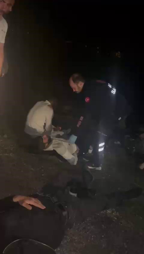 Köpeğe çarpmamak için direksiyonu kırdı, araç takla attı: 5 yaralı