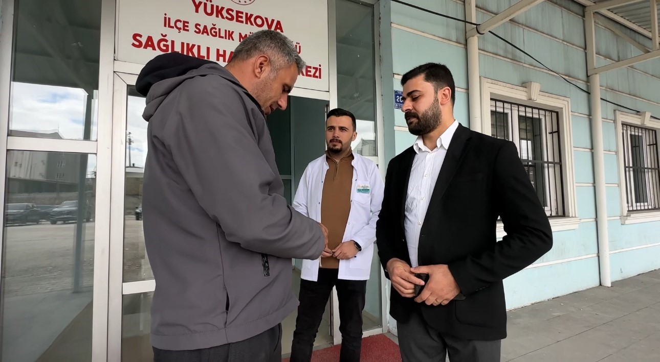 Yüksekova’da vatandaşlara ücretsiz danışmanlık hizmeti veriliyor