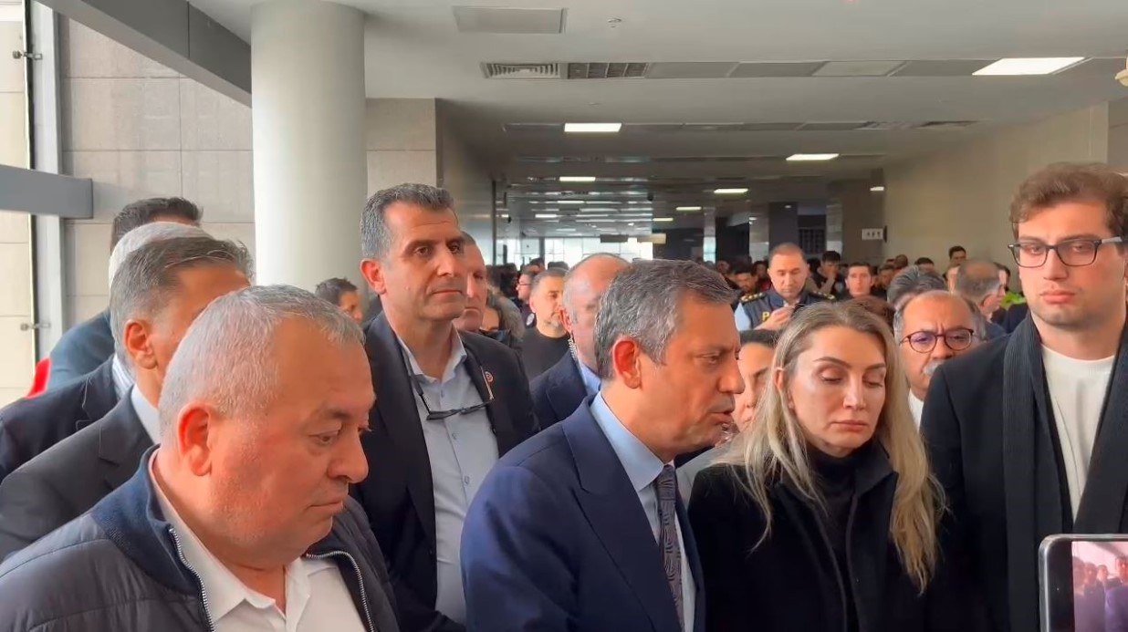 CHP Genel Başkanı Özel: “Kayyum ihtimalinin ortadan kalkması yönüyle önemli”