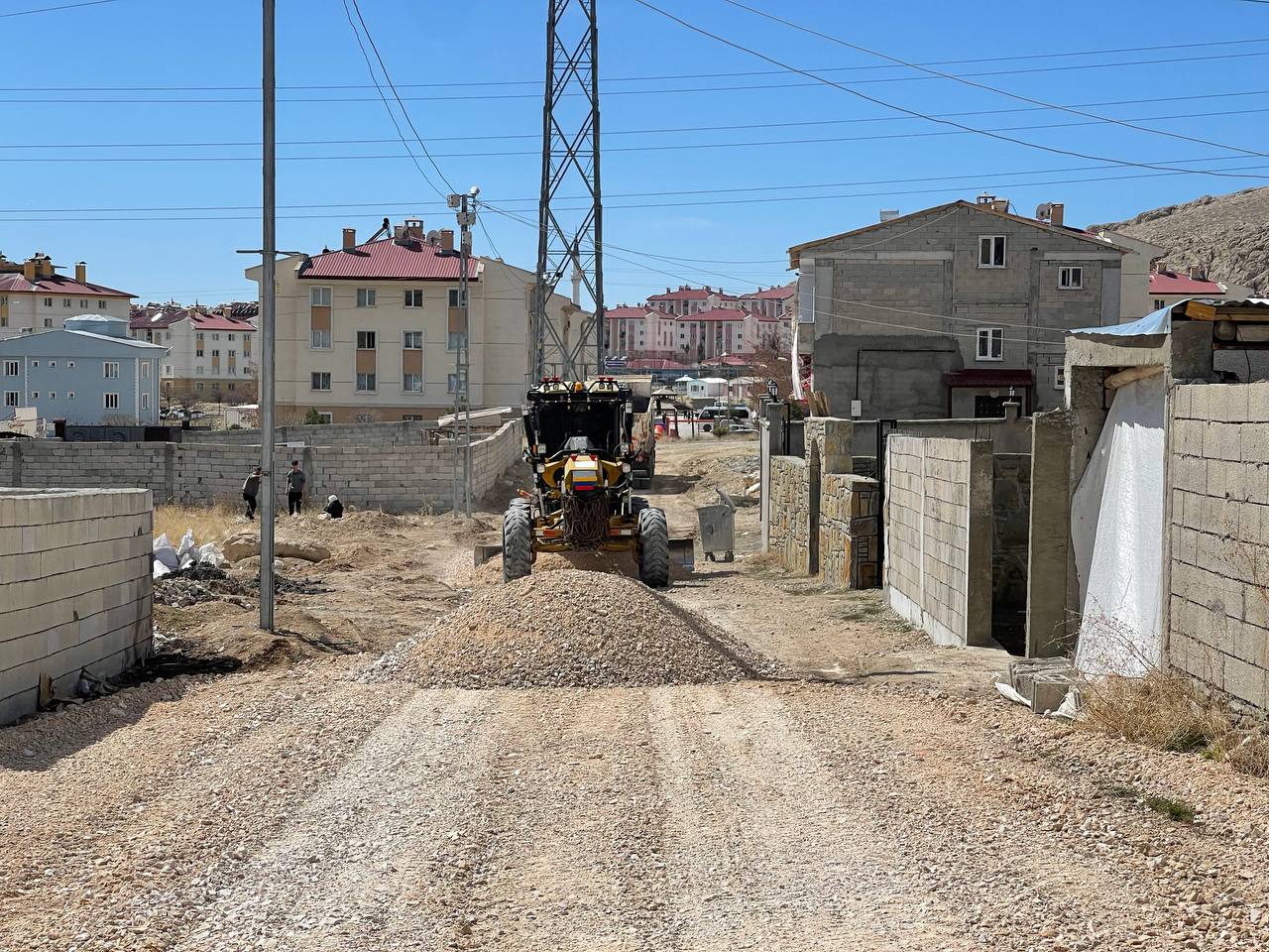 Tuşba Belediyesi’nden Stabilize Yol Çalışması