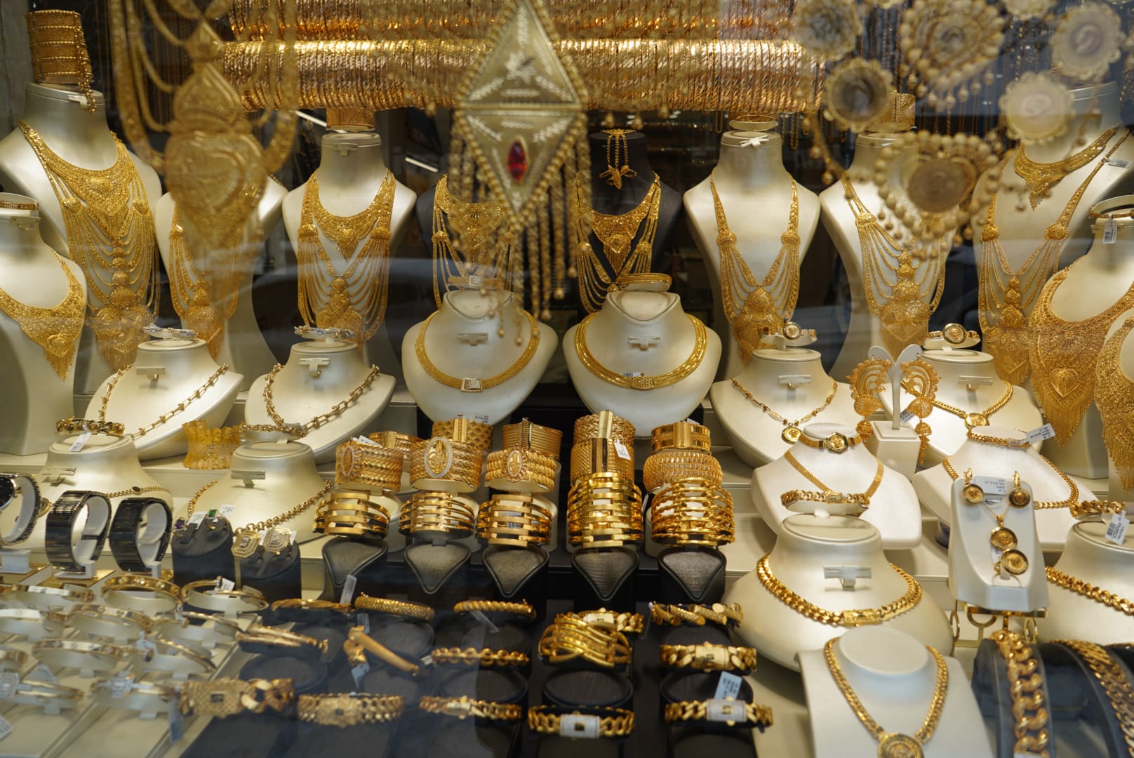 Gram altın 4 bin TL’yi gördü!