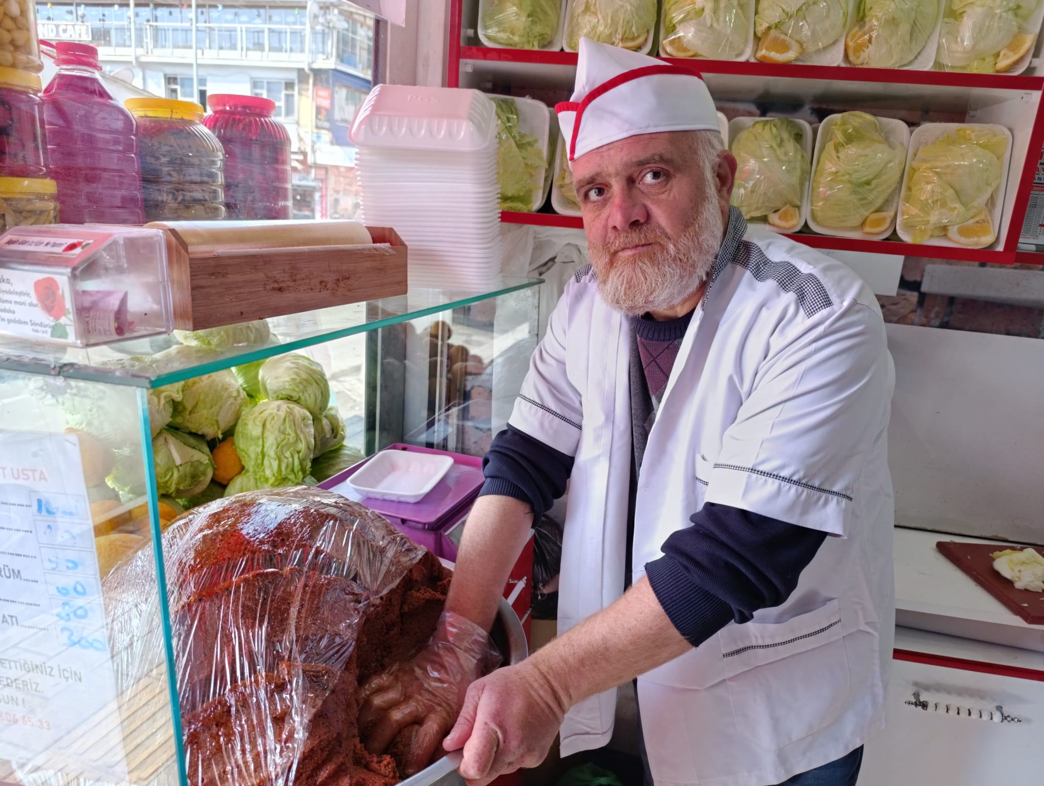 Van’da Çiğköfte Geleneği Ramazan Ayında Zirveye Çıkıyor