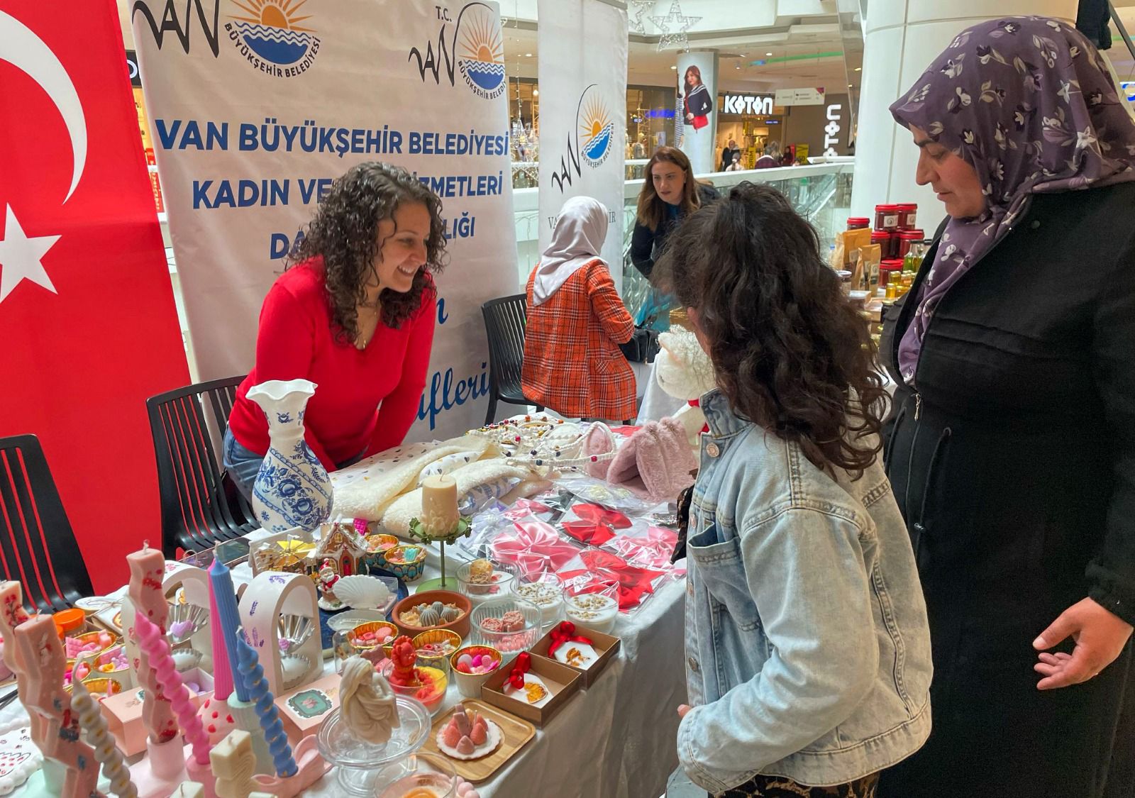 Van Büyükşehir Belediyesinden Kadın Girişimcilere Destek
