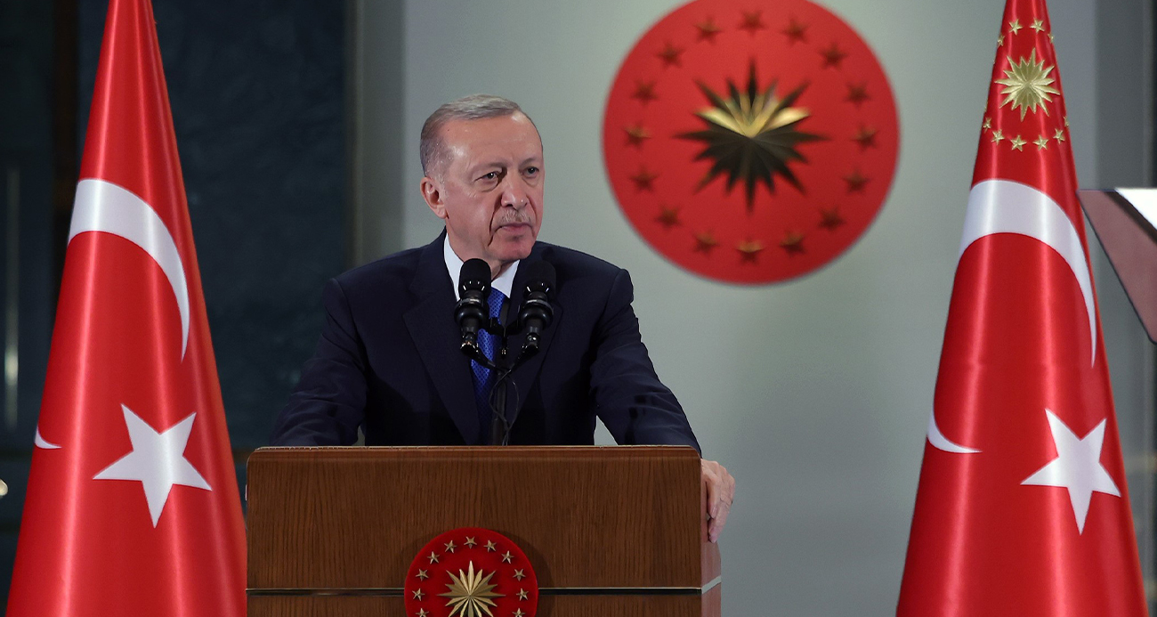 Cumhurbaşkanı Erdoğan: “Belediyeleri ahtapot gibi saran suç örgütünün kollarının nerelere uzandığı deşifre olacaktır”