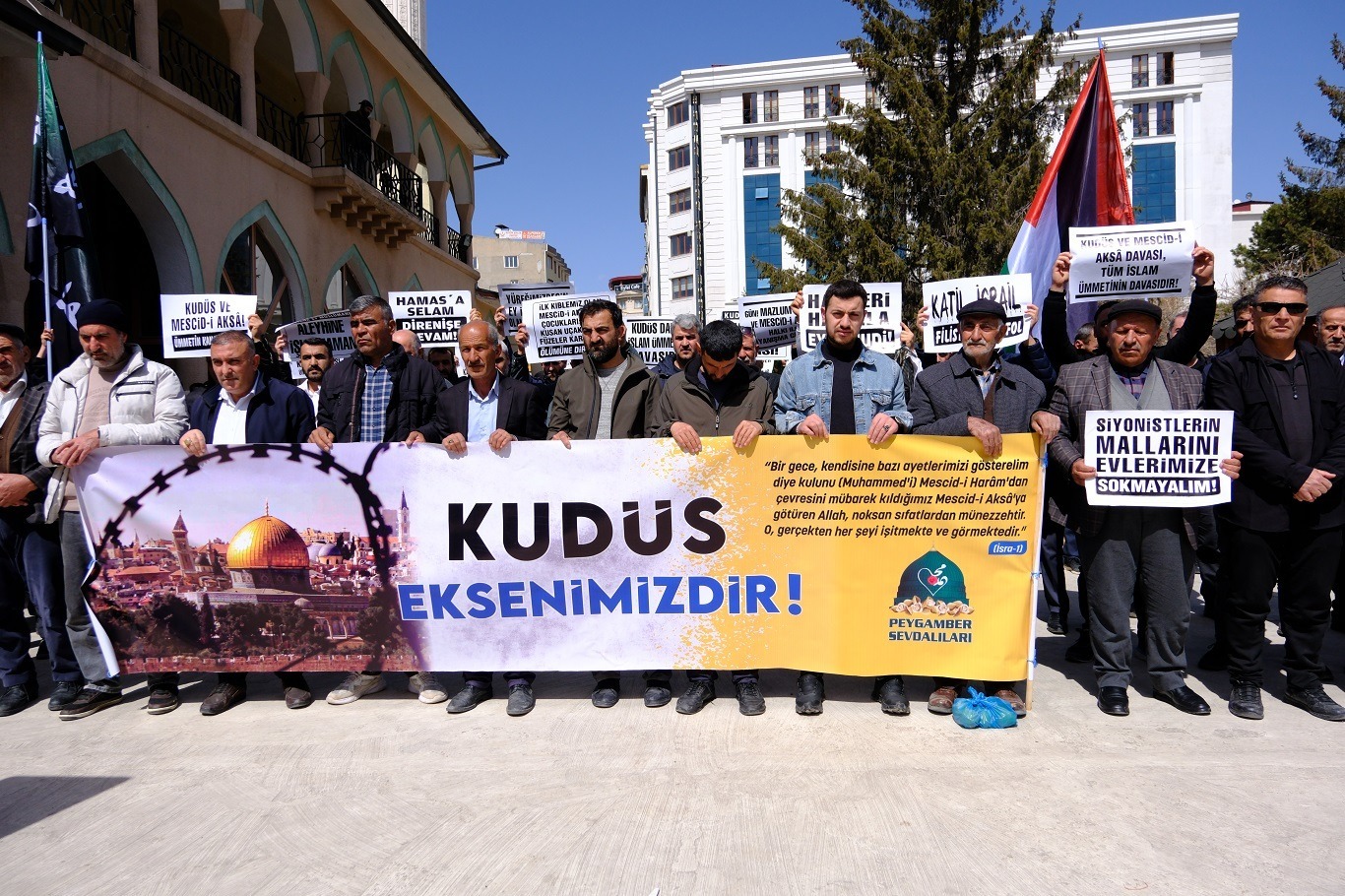 Van’da Dünya Kudüs Günü’nde Filistin’e Destek Çağrısı