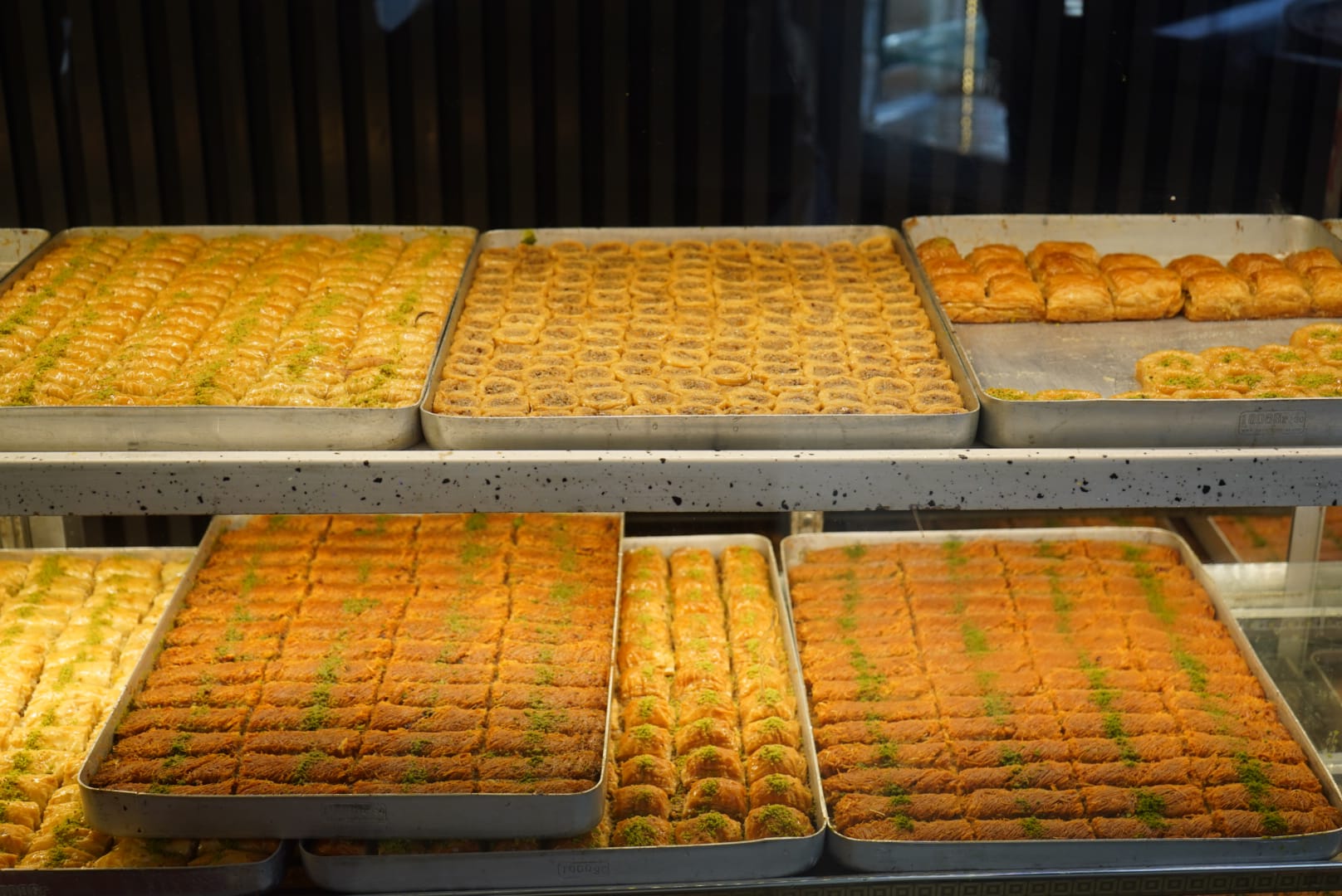 Vanlı vatandaşlara kötü haber! Tatlı fiyatları cep yakacak