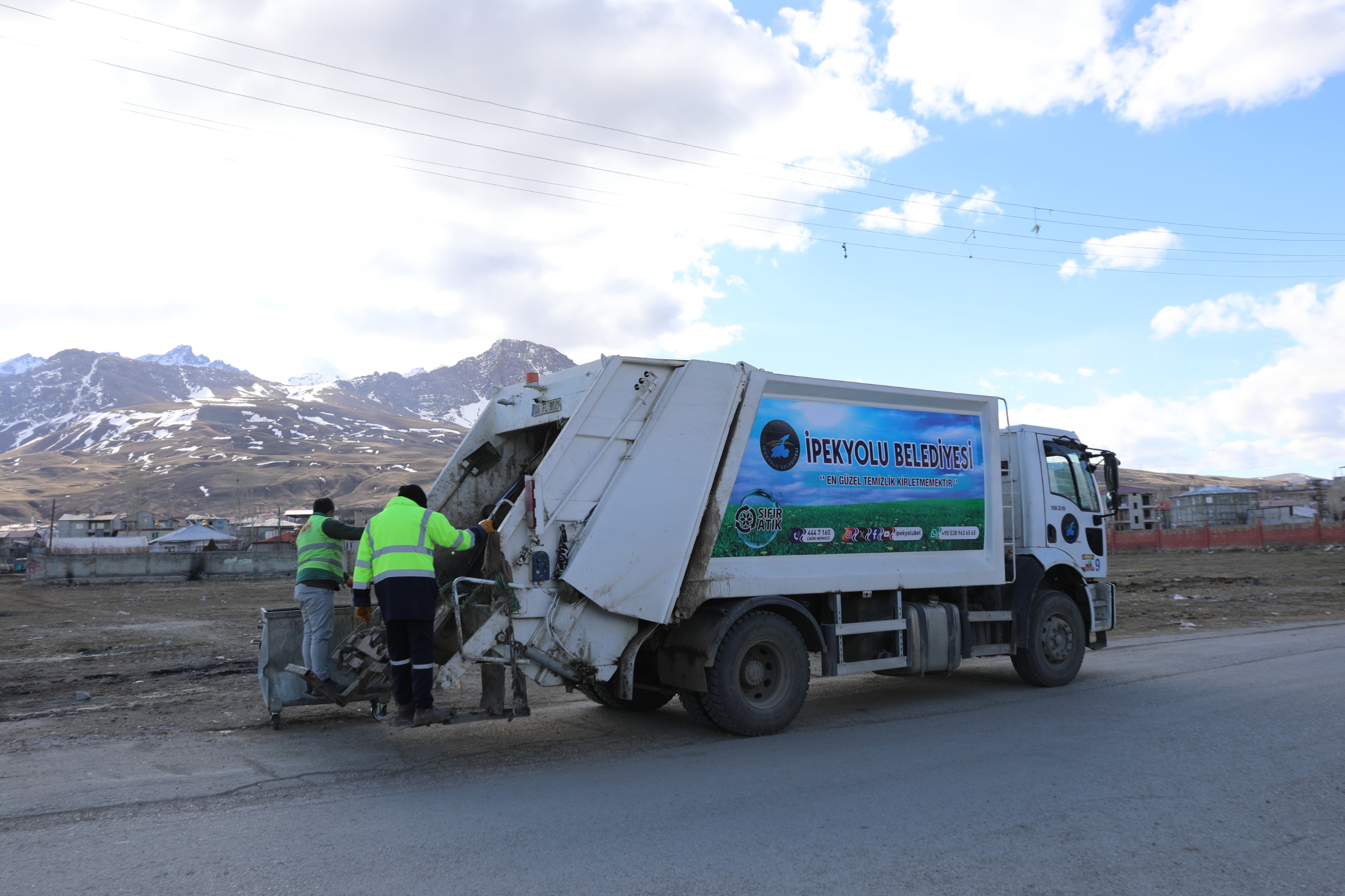 İpekyolu Belediyesi’nden temizlik seferberliği