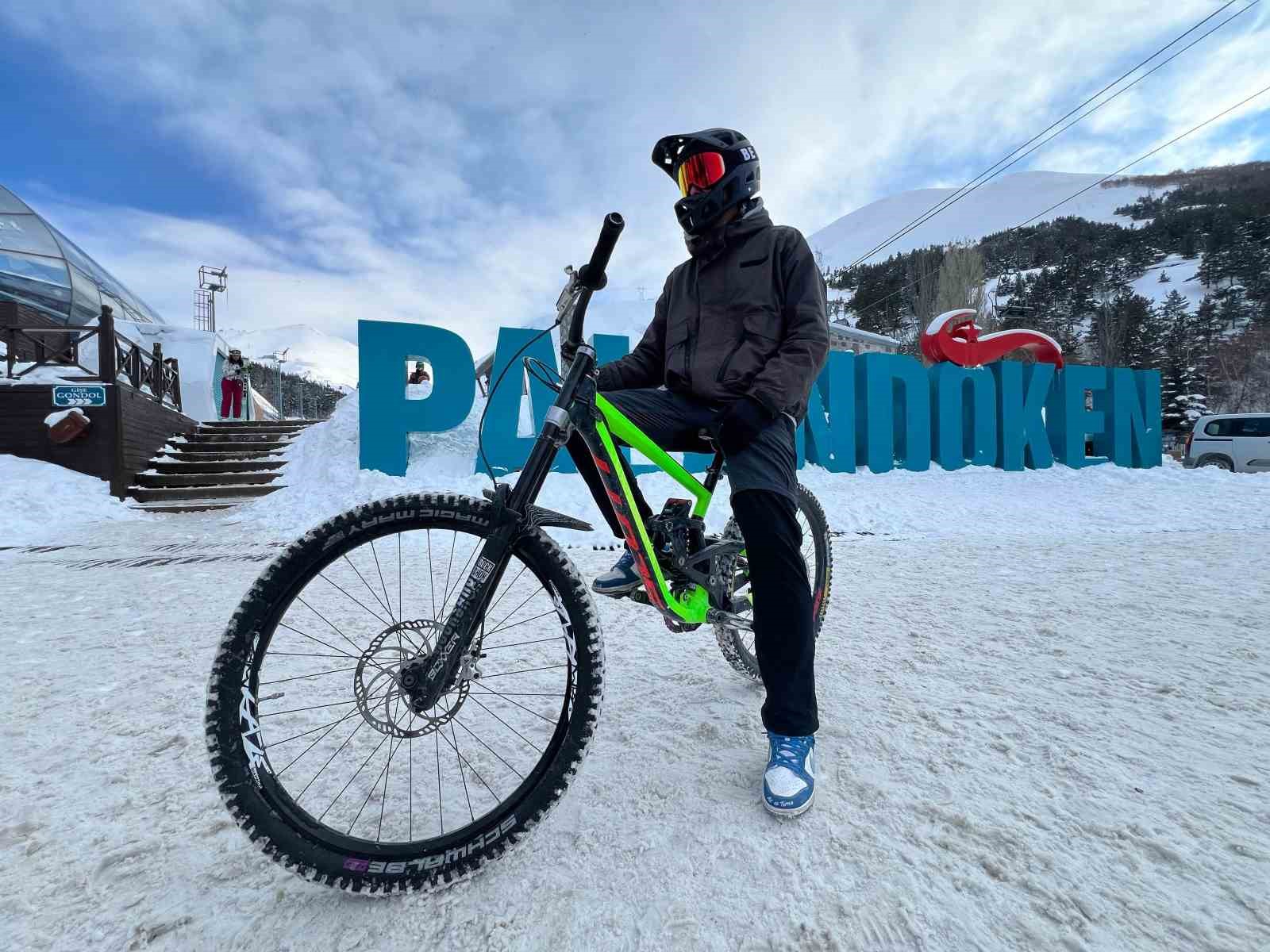 Bisikletle nefes kesen iniş