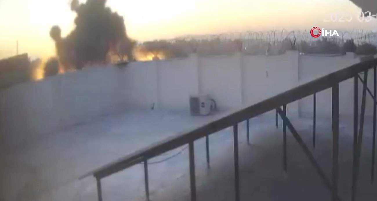 Pakistan’da bombalı saldırı: 15 ölü