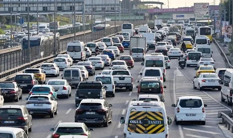 Bayram tatiline çıkacak araç sürücülerine poliçe uyarısı