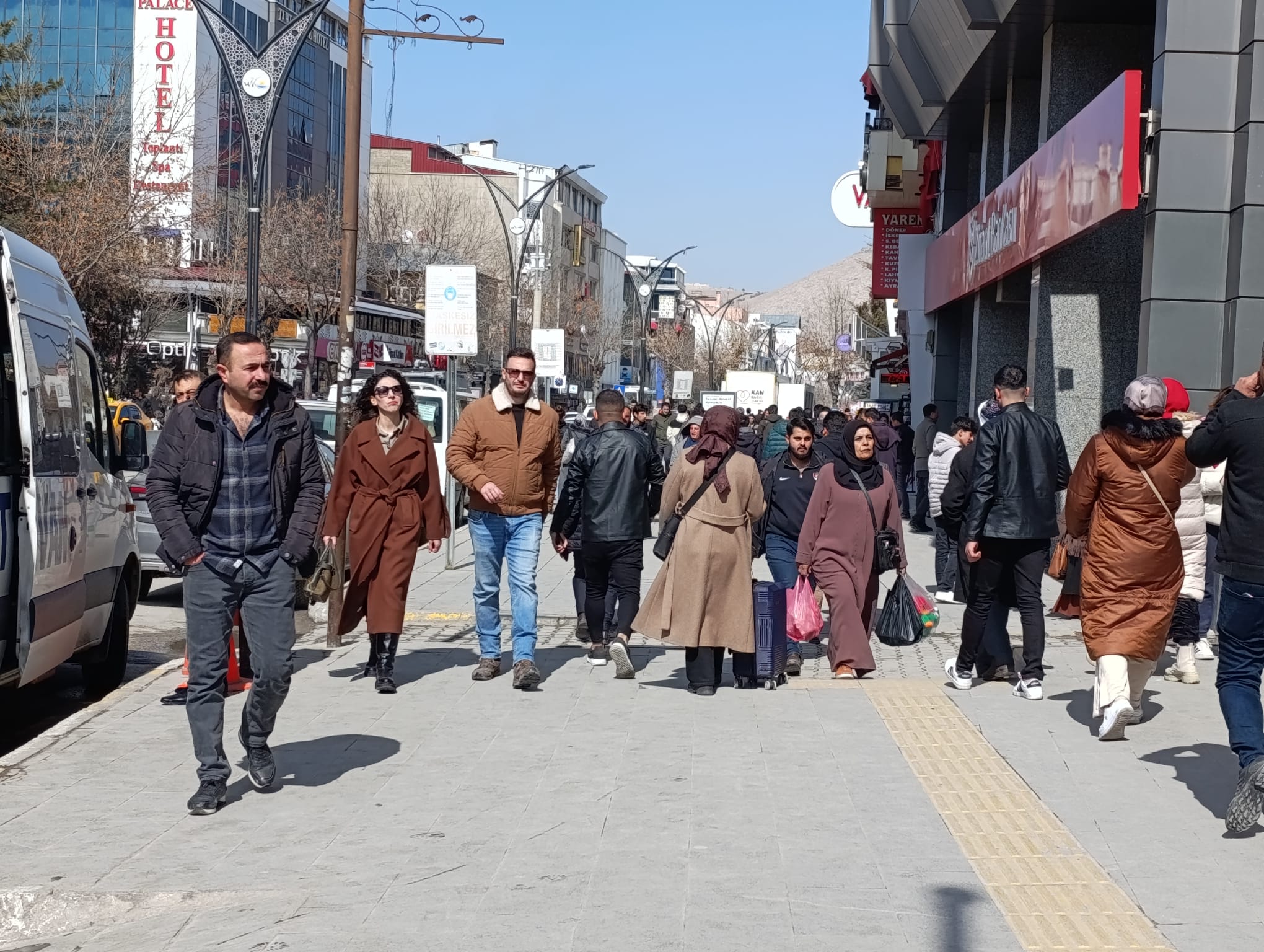 İranlı Turistler Neden Van’a Gelmiyor?