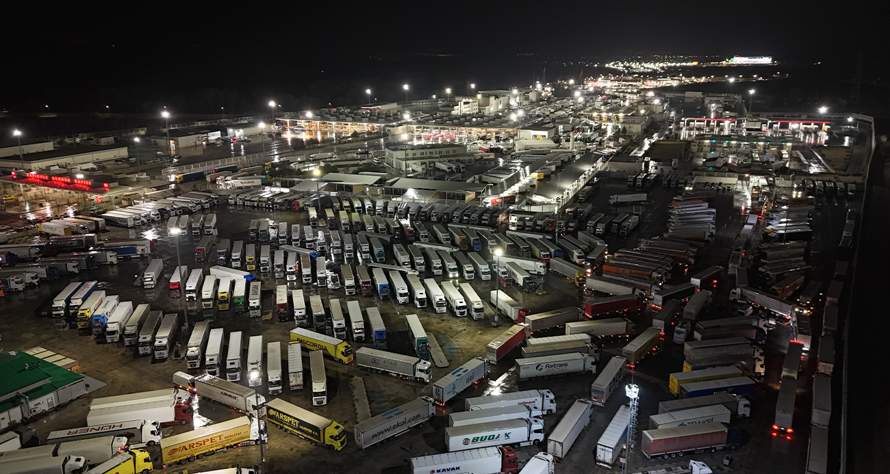 Kapıkule’de tır sürücülerinin iftar telaşı