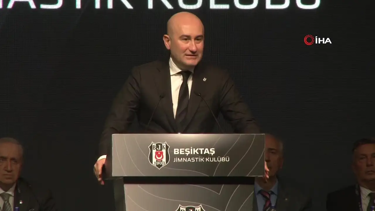 Beşiktaş eski başkanından büyük fedakarlık!