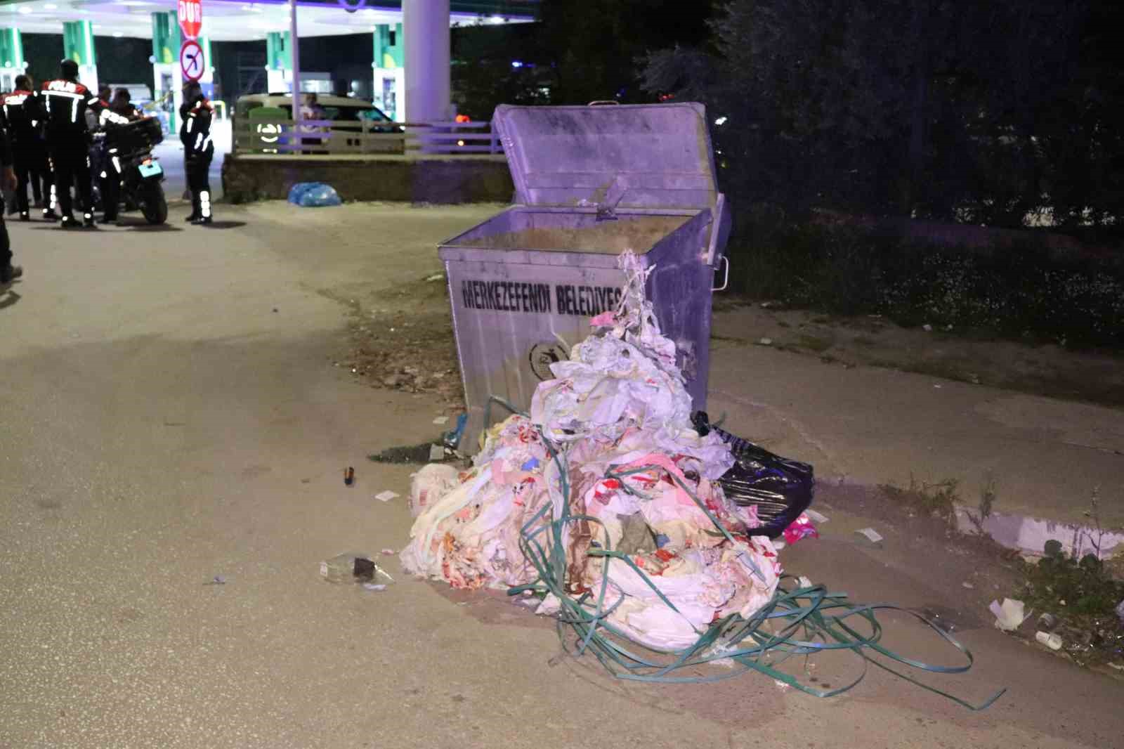 Eski sevgilisinden hamile kaldığı bebeğini evde doğurup çöpe atmış