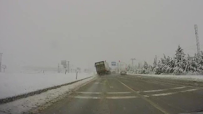 Yürekleri ağza getiren anlar kamerada