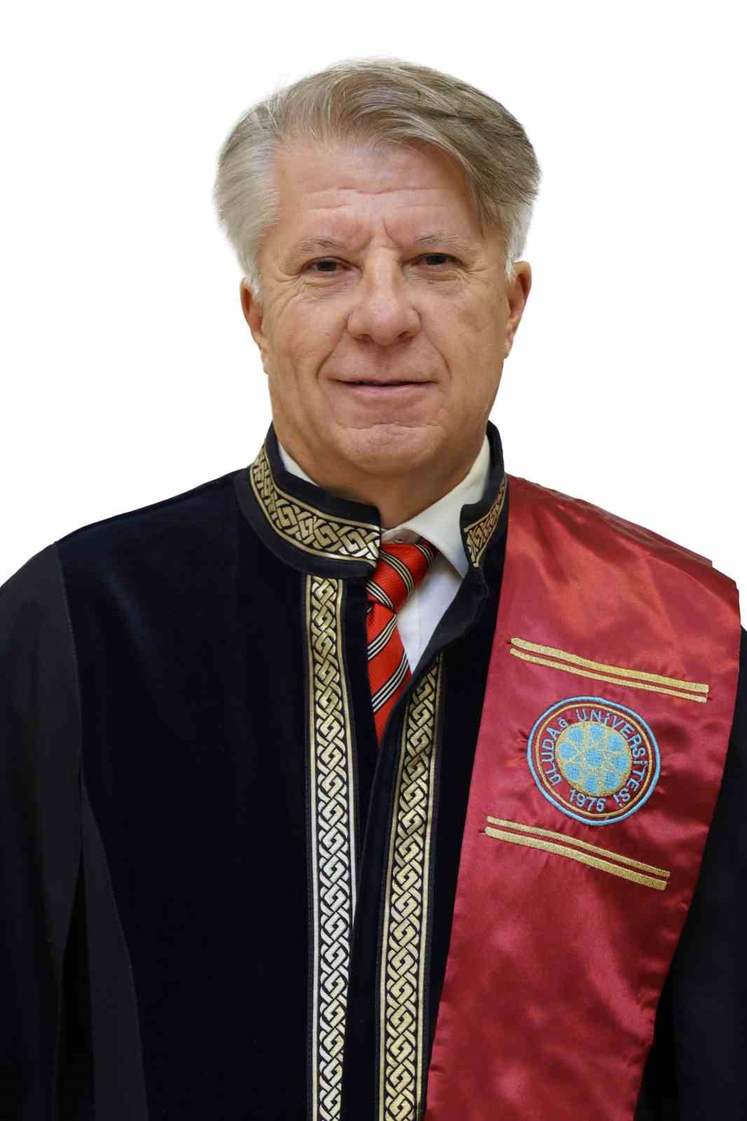 Dünyadaki gıda israfına dikkat çeken pirinç tanesi hesabı