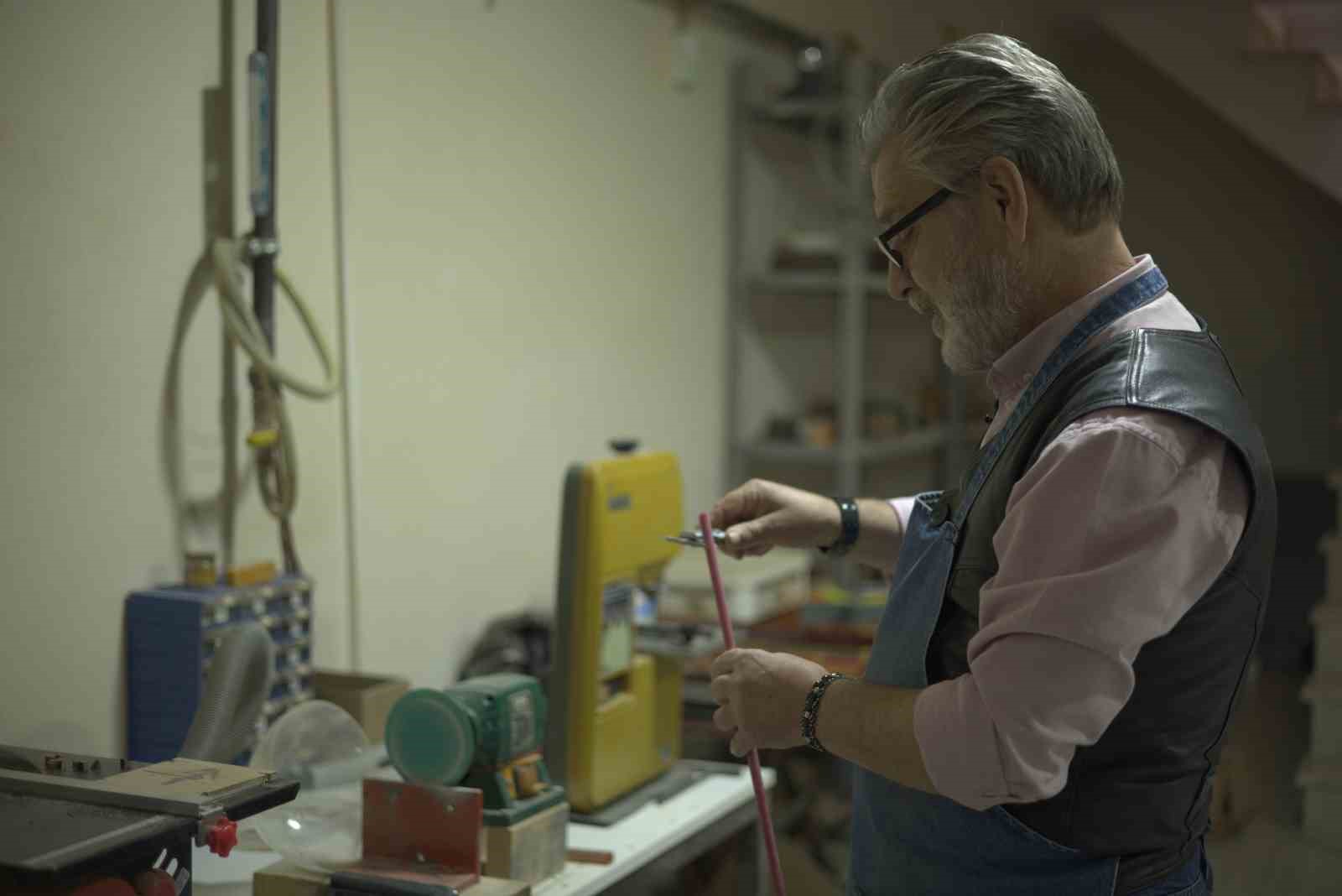 Tornacılığı bıraktı tespih ustası oldu