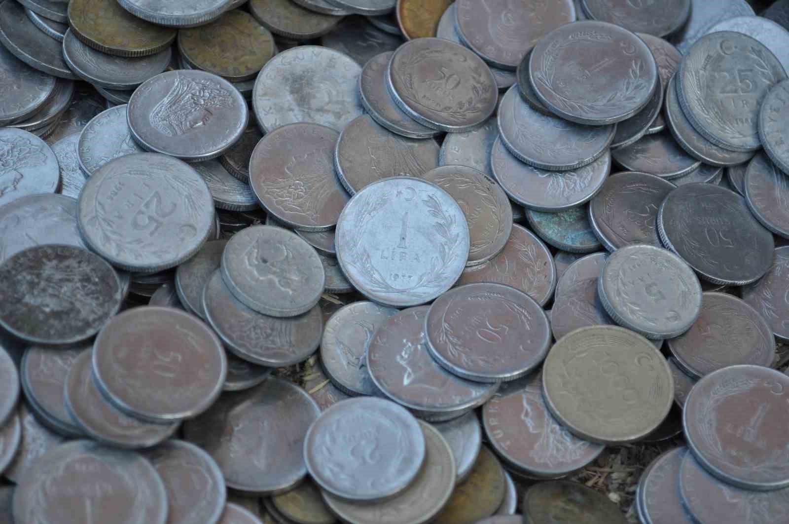 Eski paralar hurda olarak satılıyor