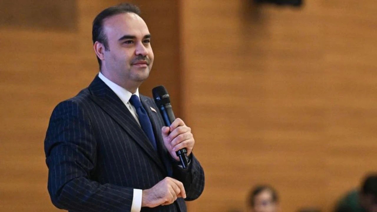 Bakan Kacır Van’a geliyor