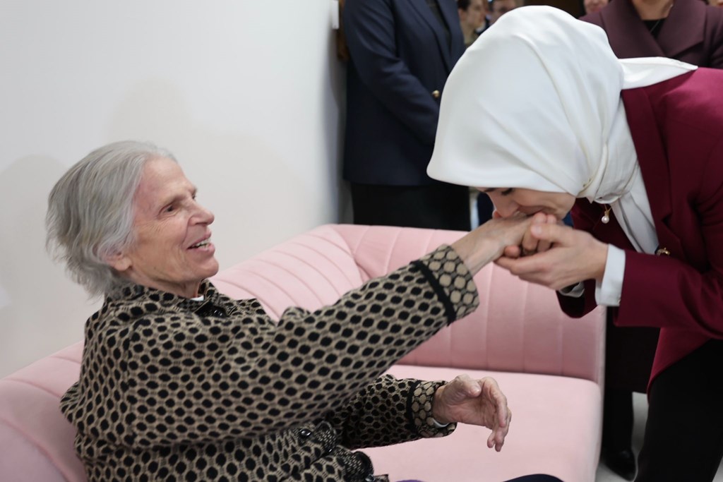 Nisan ayına ilişkin yaşlı ve engelli aylıkları hesaplara yatırıldı