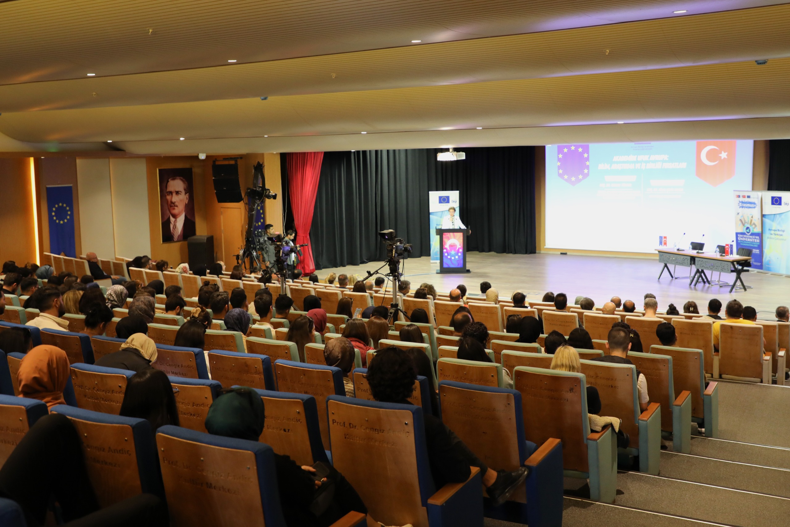 AB Destekleri YYÜ’de Anlatıldı