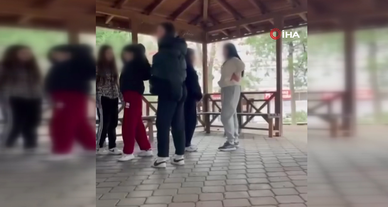 Akran şiddeti: Kız öğrenci zorla özür dilemeye zorlandı