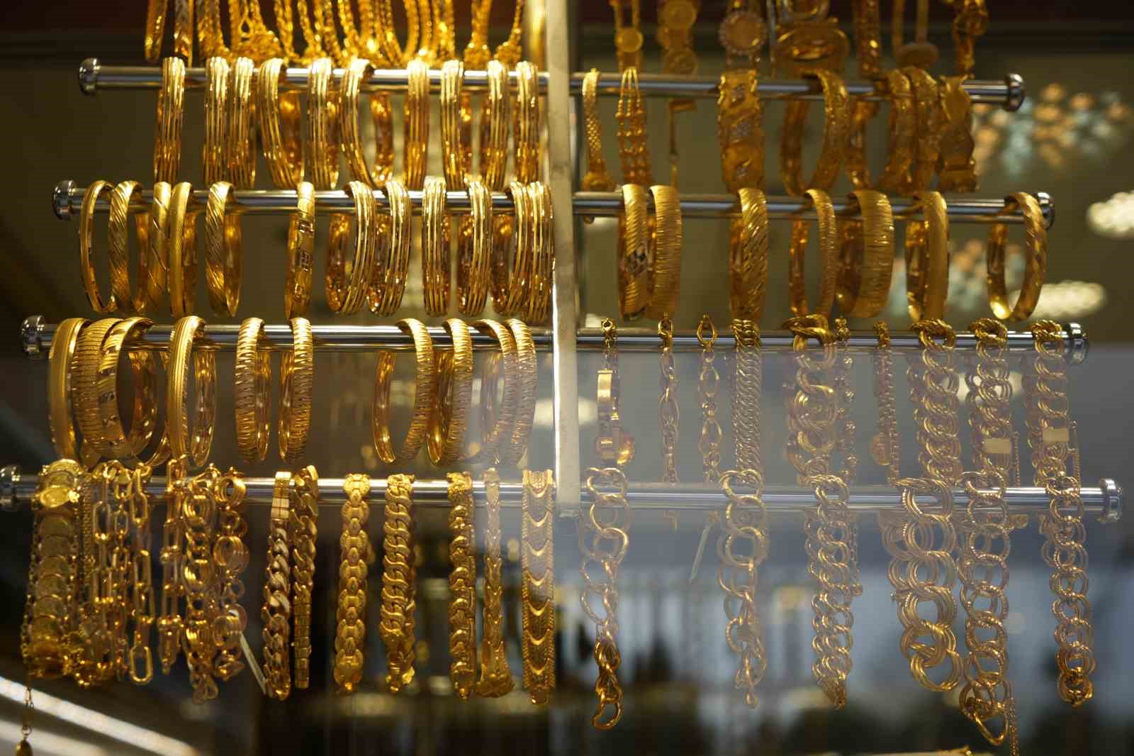 Altındaki artışa meydan okudu