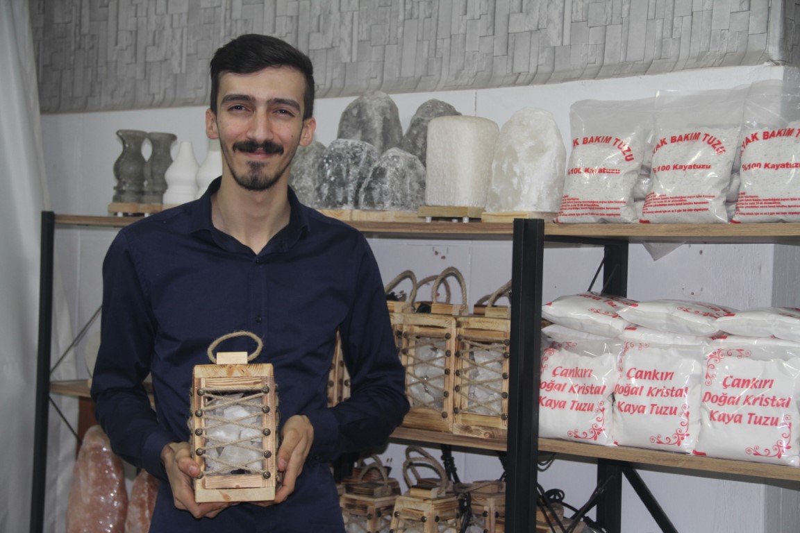 Hayalindeki işi kurdu ürünlerini Türkiye’ye pazarlıyor