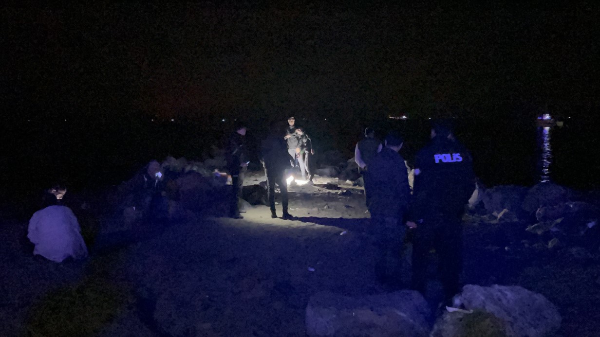 Misinaya dolanarak suya kapılan adam hayatını kaybetti