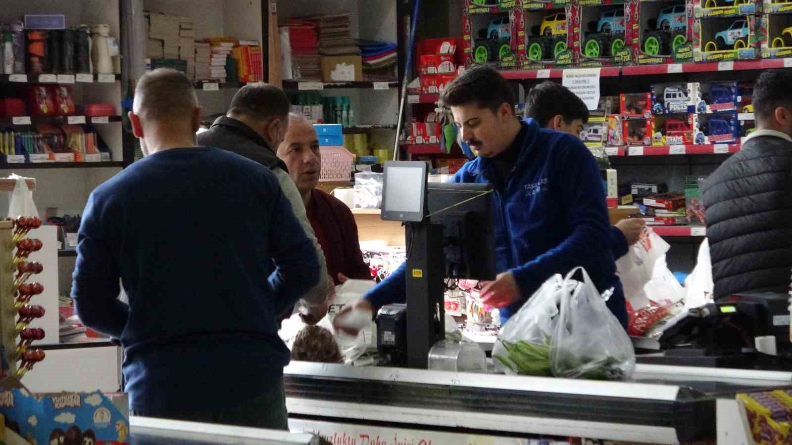 Boykot çağrısı Van’da da  karşılık bulmadı