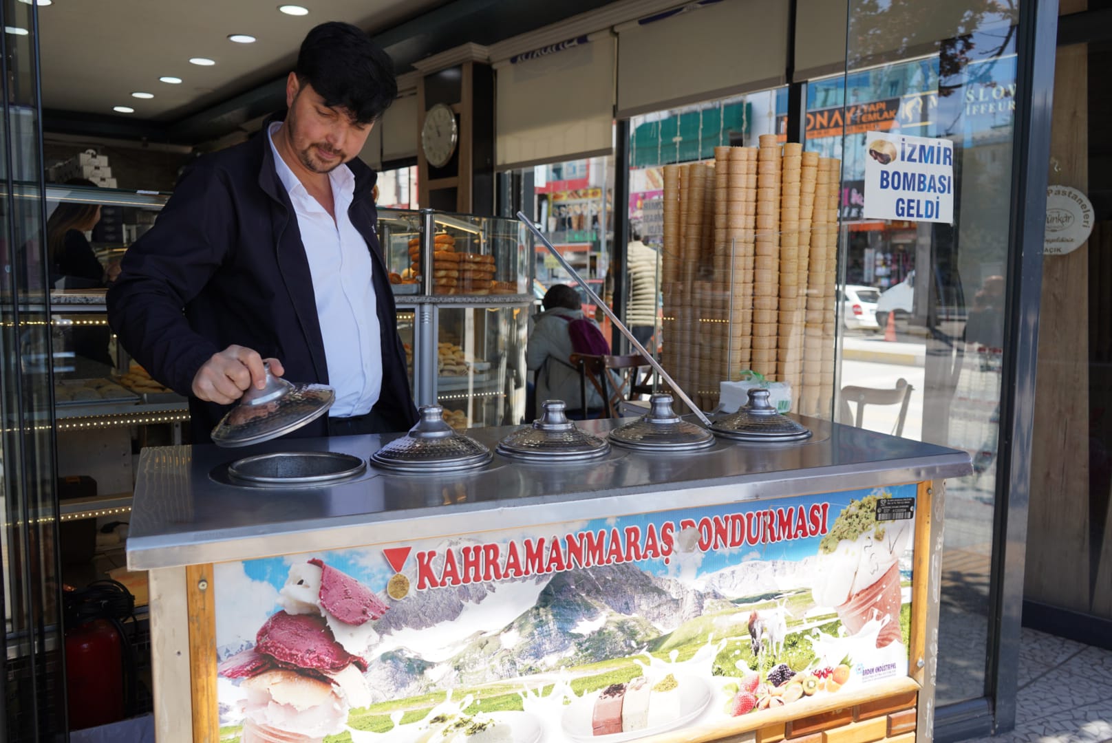 Van’da Dondurma Sezonu Açıldı, Fiyatlar yüzde 50 Arttı