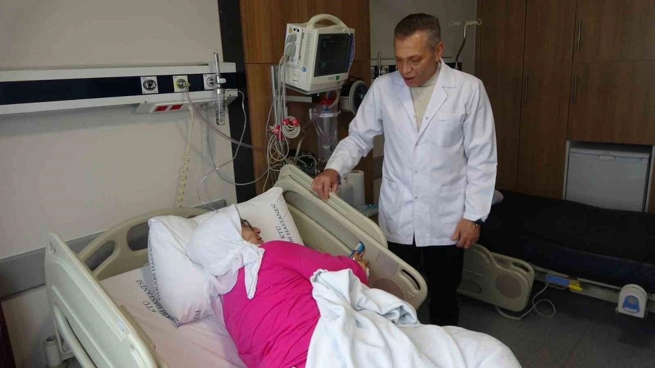 Yuttuğu karayemiş çekirdeği az kalsın ölümüne neden oluyordu