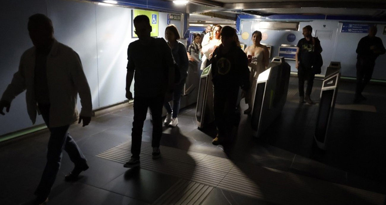 İspanya’da elektrik kesintisinin ardından OHAL ilan edildi