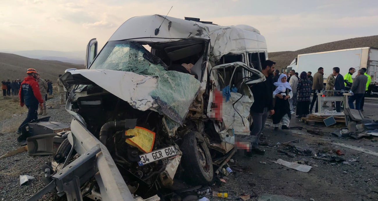 Van’da Feci Kaza: 7 Ölü, Kimlikler Açıklandı
