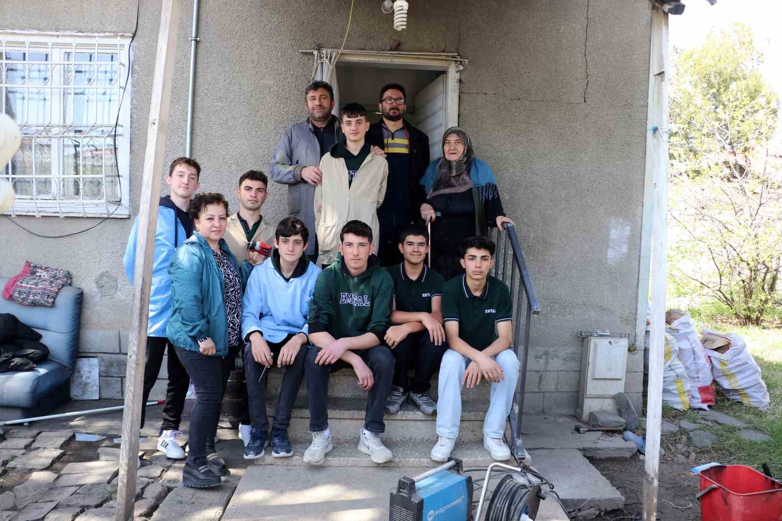 Meslek lisesi öğrencileri iyilik mesaisinde