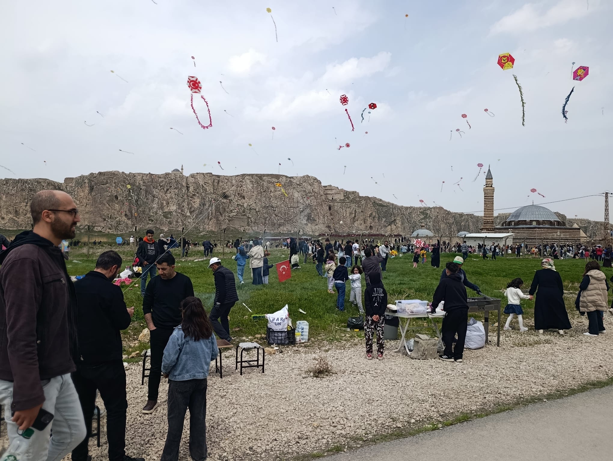 Vanlı Miniklerin Hayalleri Gökyüzüne Kanatlandı