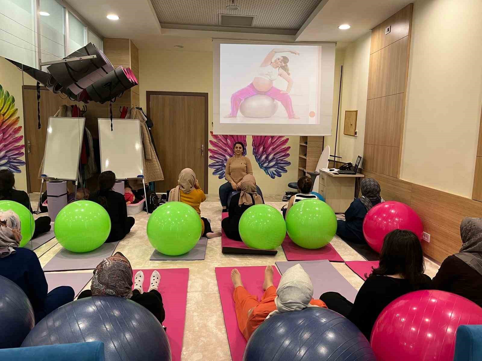 Uzm. Dr. Mehmet Meral: “Doğum korkulacak değil, kutlanılacak bir eylemdir”