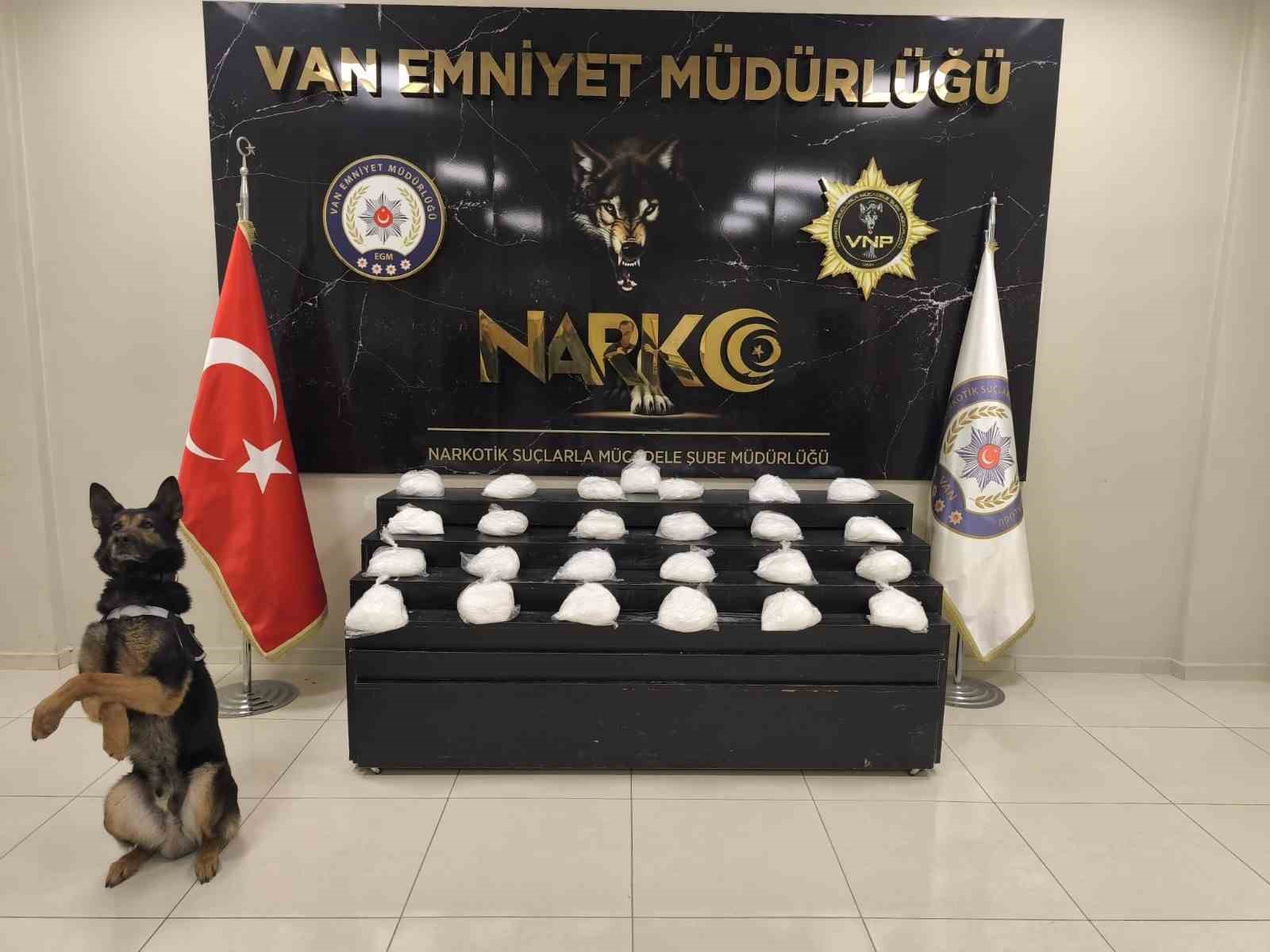 Van’da 25 kilo metamfetamin ele geçirildi